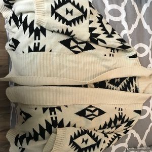 Thick tribal cardigan